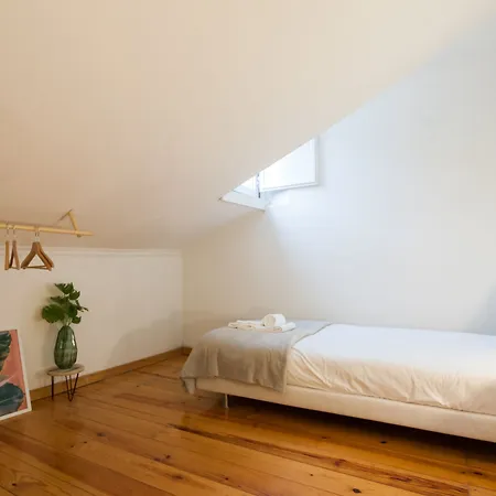 Liberty Duplex I By Lu Apartment